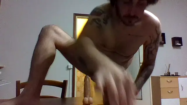 Int1mo Chat XXX live