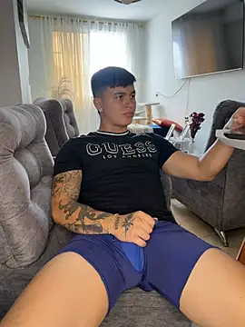 Chat XXX ao vivo de Christopher_strongg