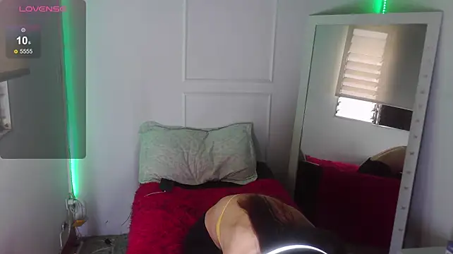 Czat XXX na żywo – Lola_Pinck