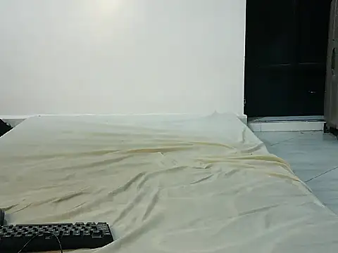Chatroom XXX en direct de Sweetmukite