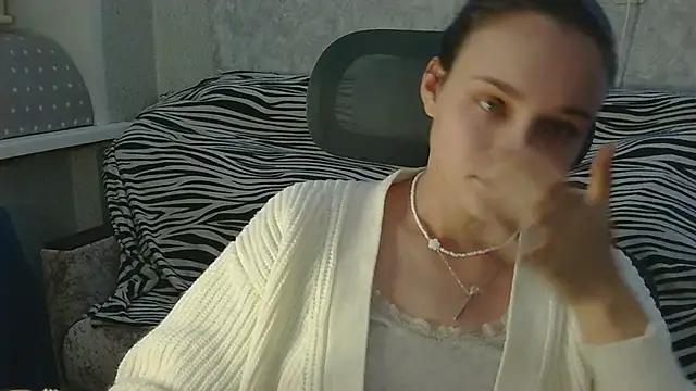 Chat XXX en directo de DolcezzaCream