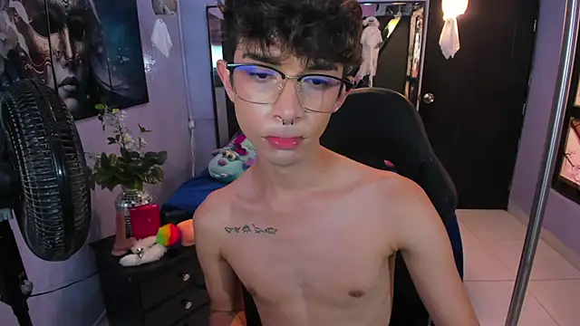 LiamHeatx Live XXX-Chat