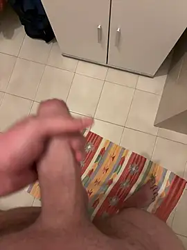 giovanemaschio06 webcam show