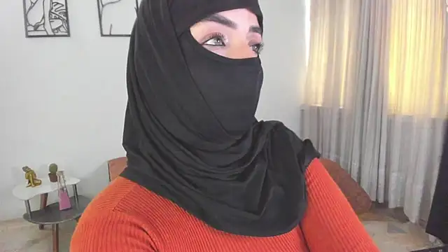 XXX chat uživo modela Uzra_hayed
