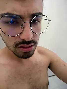 Czat XXX na żywo – Big_Snake77