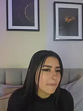 Emilyy_ Obrolan Langsung XXX