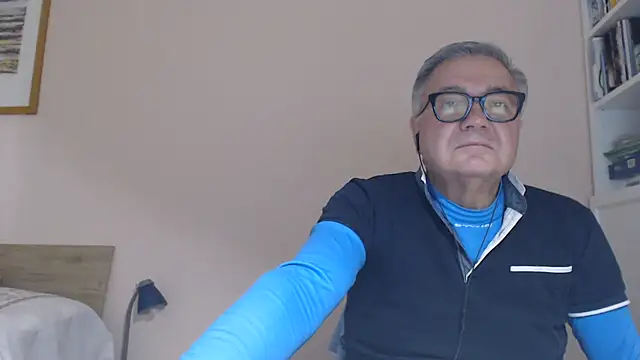 YOU6meのライブXXXチャット
