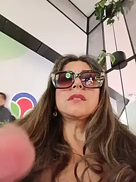 emma_tour Webcamshow