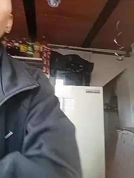 צ'אט XXX בשידור חי של Cyber_Angel06