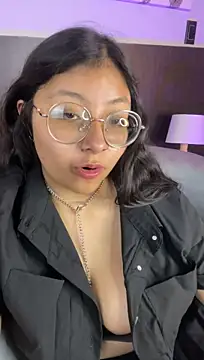 Mia-Quintero's Live XXX Chat