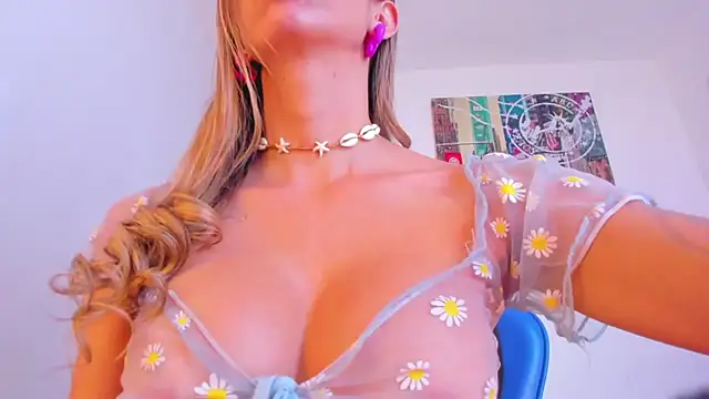 Chat +18 de FoxxTattoo ao vivo