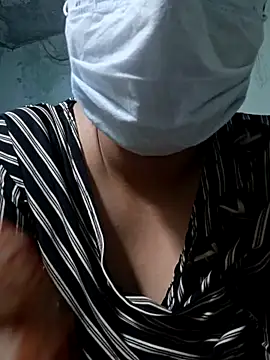Saxycuple7007's Live XXX Chat