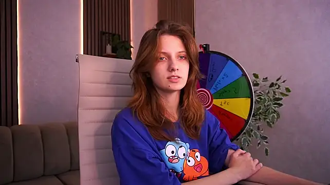 CuteeFoxy Adlı Modelin Canlı XXX Sohbeti
