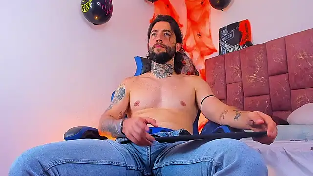 ALPHA_MASTER1 Live XXX Chat