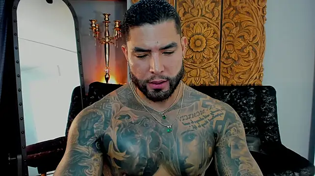 Aaron_Vega Live XXX Chat