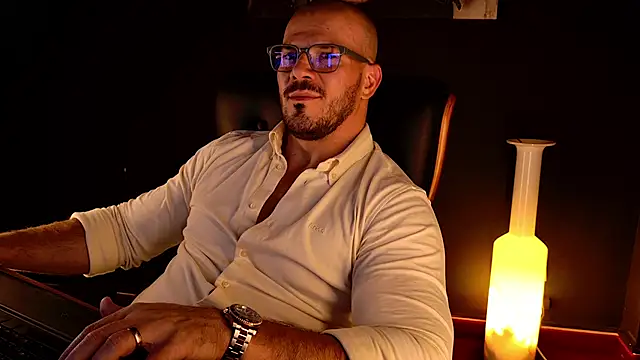 AngeloEric Adlı Modelin Canlı XXX Sohbeti