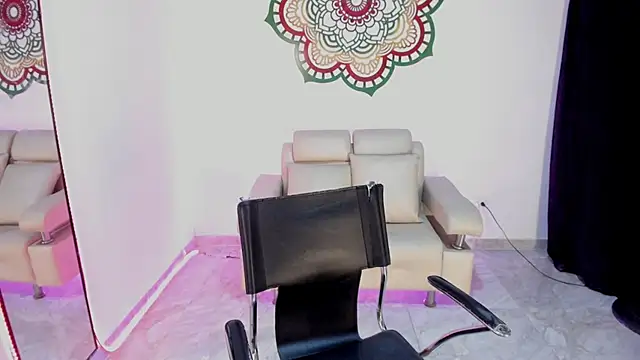 Candy_fox_19's Live XXX Chat