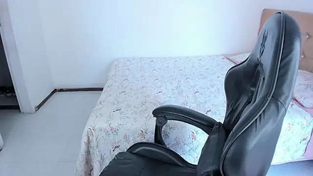 EmmaGrace1999's Live XXX Chat