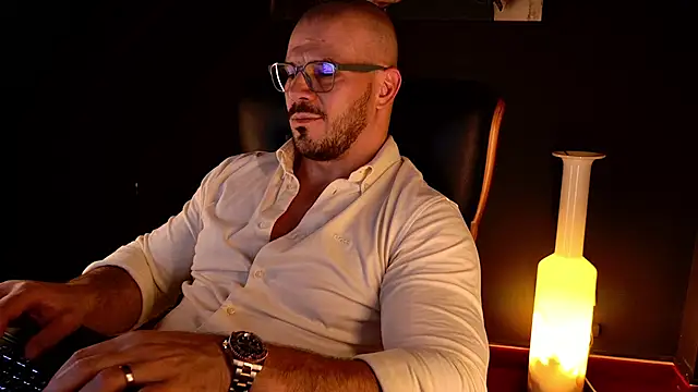 XXX chat uživo modela AngeloEric
