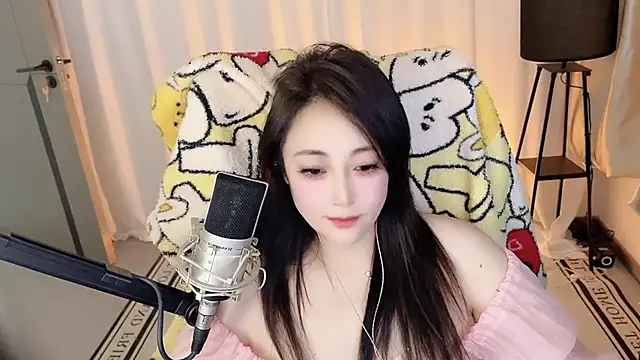 Daisy-77's Live XXX Chat