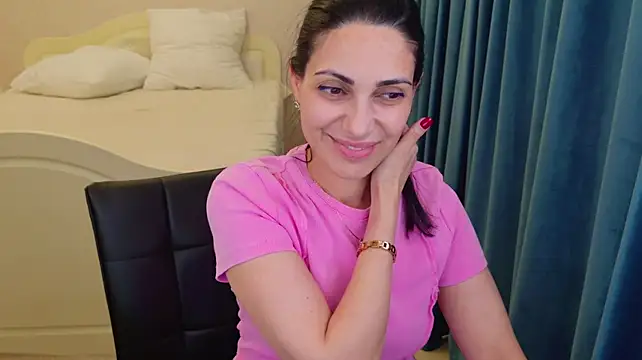 XXX chat uživo modela LovelyBeatrice