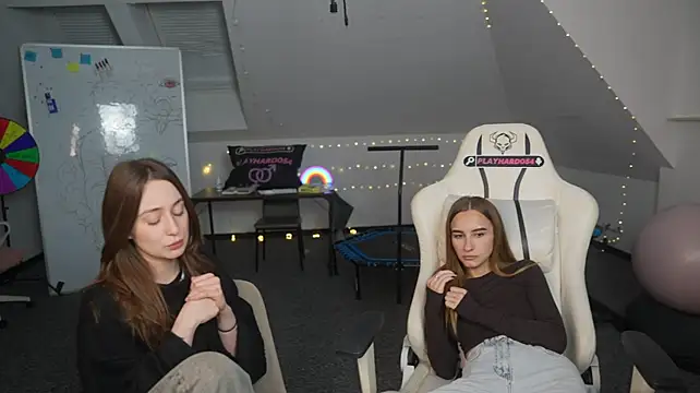 Elina_rose054's Live XXX Chat