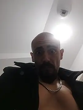 benjicunnycyprine's Live XXX Chat