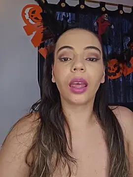 Antonella2_m Adlı Modelin Canlı XXX Sohbeti