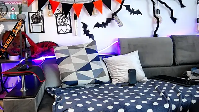 XXX chat uživo modela ThomasEdisonn