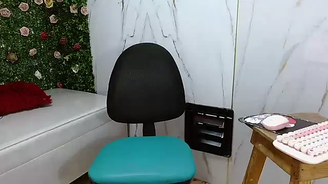 ManSant – Naživo XXX chat