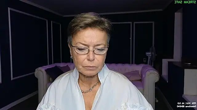 Lia_Light's Live XXX Chat