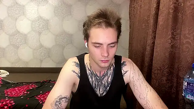 ErnestTarlet Chat XXX live