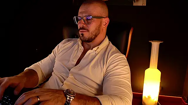 AngeloEric Adlı Modelin Canlı XXX Sohbeti