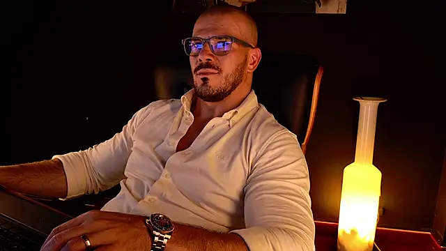 AngeloEric Chat XXX live