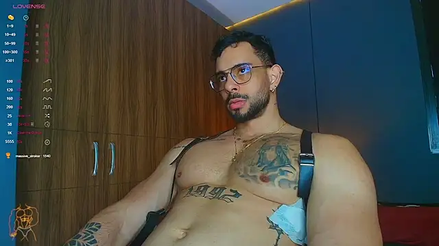 Chat +18 de massimo_visconti ao vivo