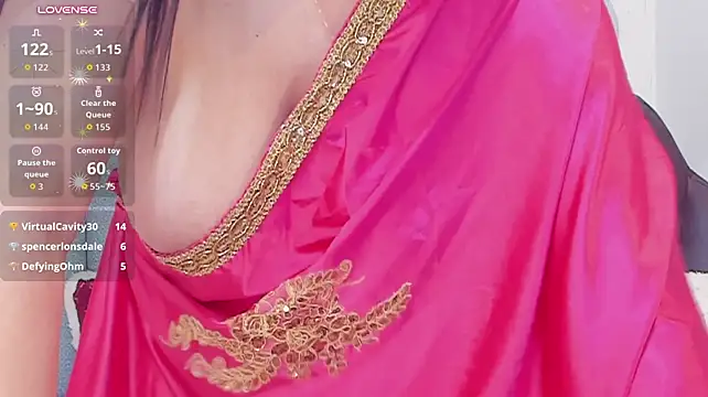 IndraKaur_ Adlı Modelin Canlı XXX Sohbeti