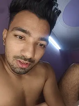 Živý XXX chat ItsPlayboy031