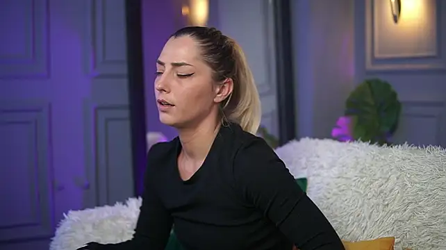 MichelleJo Obrolan Langsung XXX