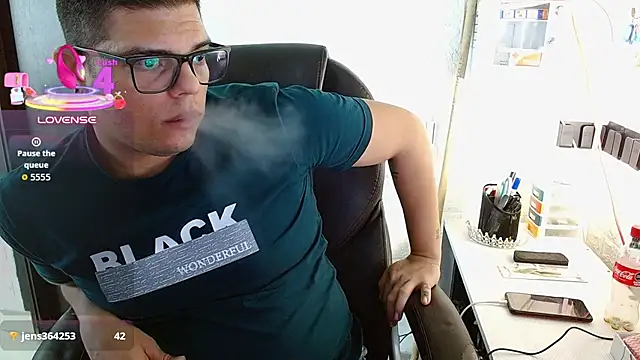 Chat XXX en directo de Realjoel01