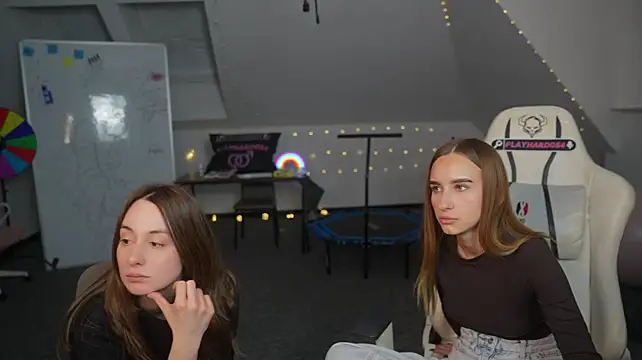 Elina_rose054's Live XXX Chat