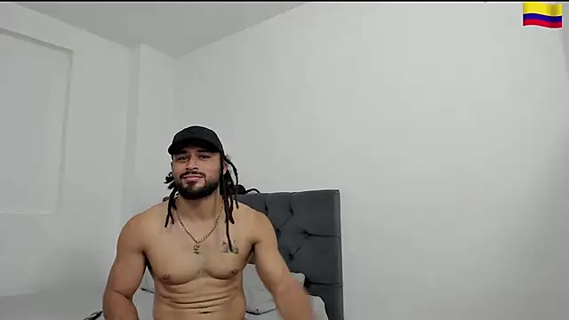 צ'אט XXX בשידור חי של Louis_marley__