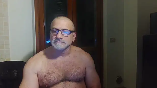 Chat +18 de Mauro7788 ao vivo