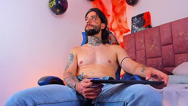ALPHA_MASTER1 Live XXX-chat