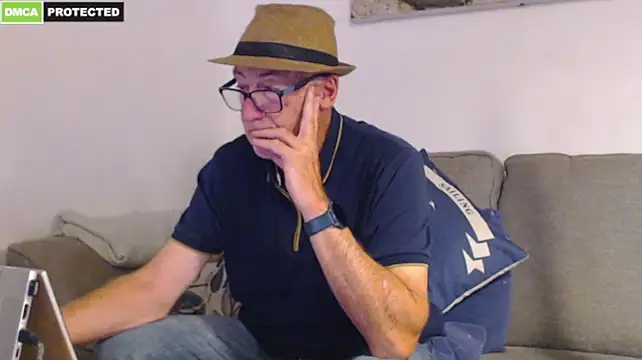 XXX chat uživo modela bluedae1