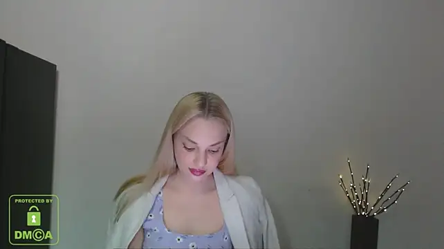 Chat XXX ao vivo de Lia_noo_regrets
