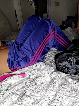 KIKIeCOCO's Live XXX Chat