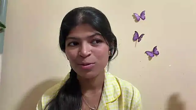 NgaMuszar's Live XXX Chat