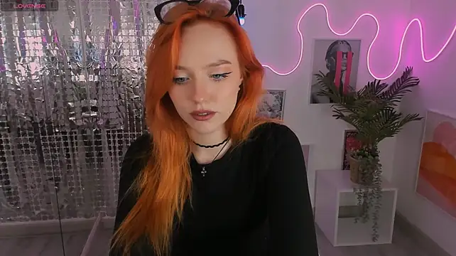 ZlataSaar's Live XXX Chat
