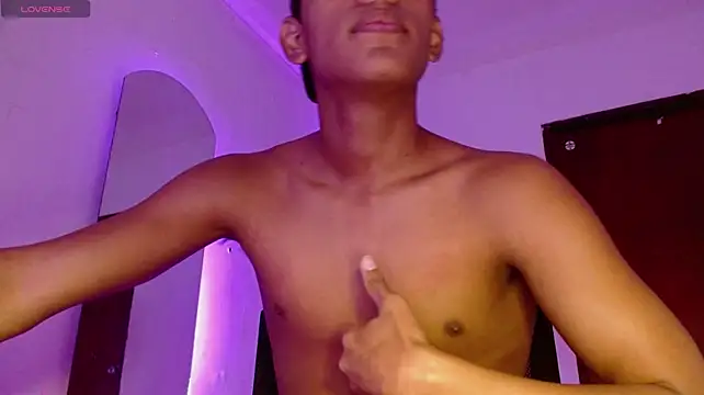 tommy_joyer_ Chat XXX in diretta