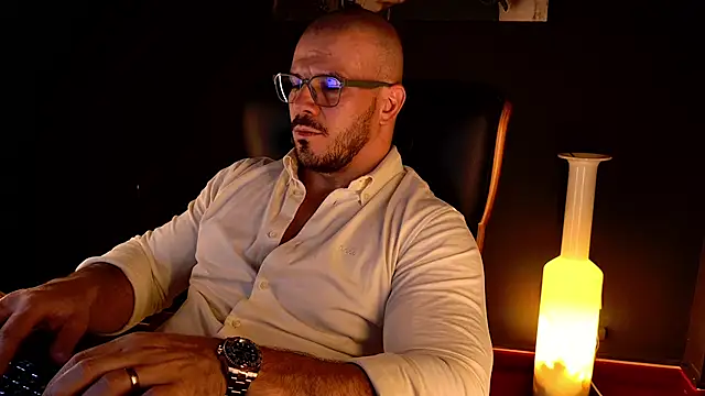AngeloEric live XXX chat